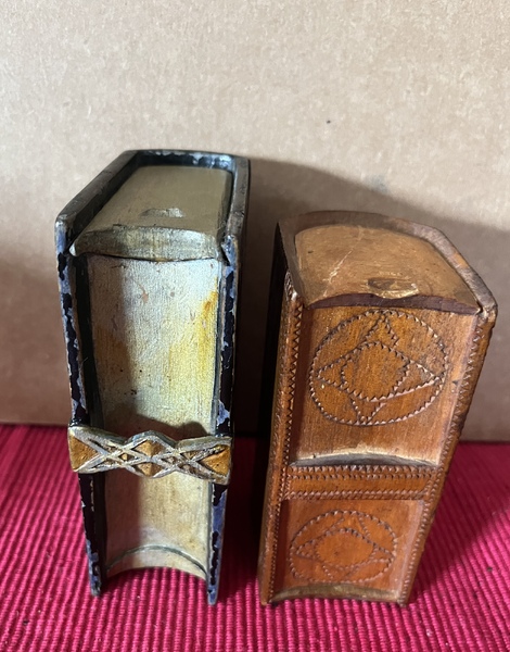 Spruce Gum Boxes