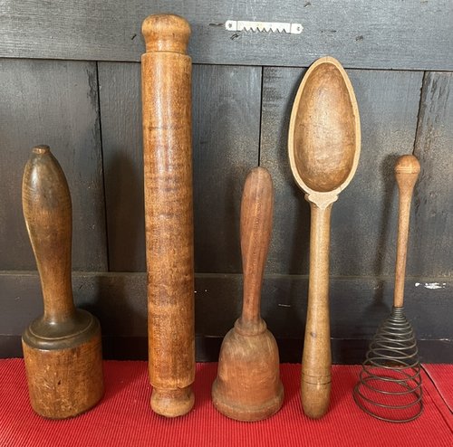 Group of Early Kitchen Items