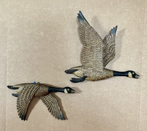 Pr of Flying Geese