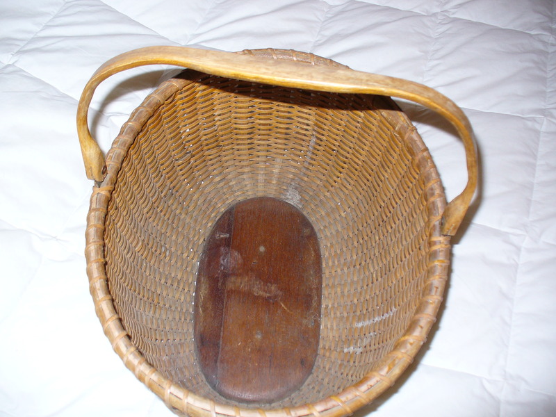 Oval Nantucket Basket