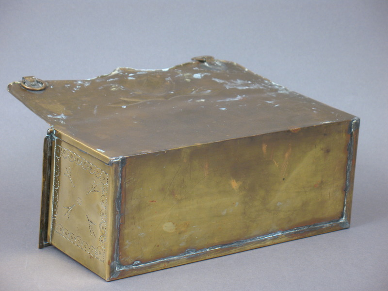 18thc. English Brass Repousse Tinder Box