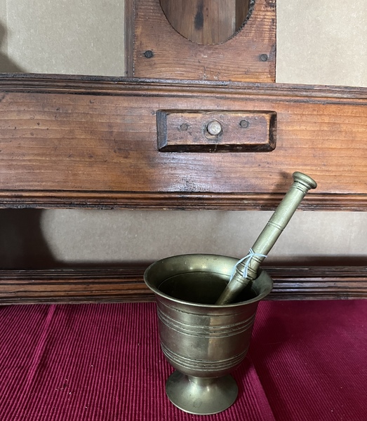 PA. Spoon Rack with Brass Mortar and Pestle