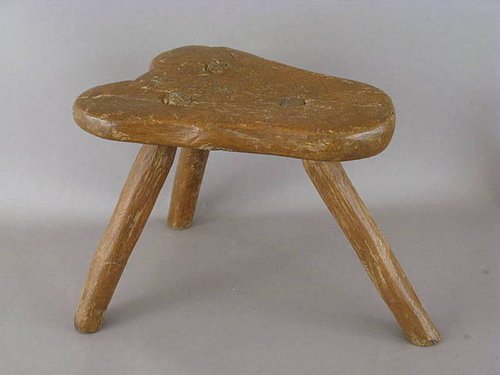 PA Heart Seat Milk Stool