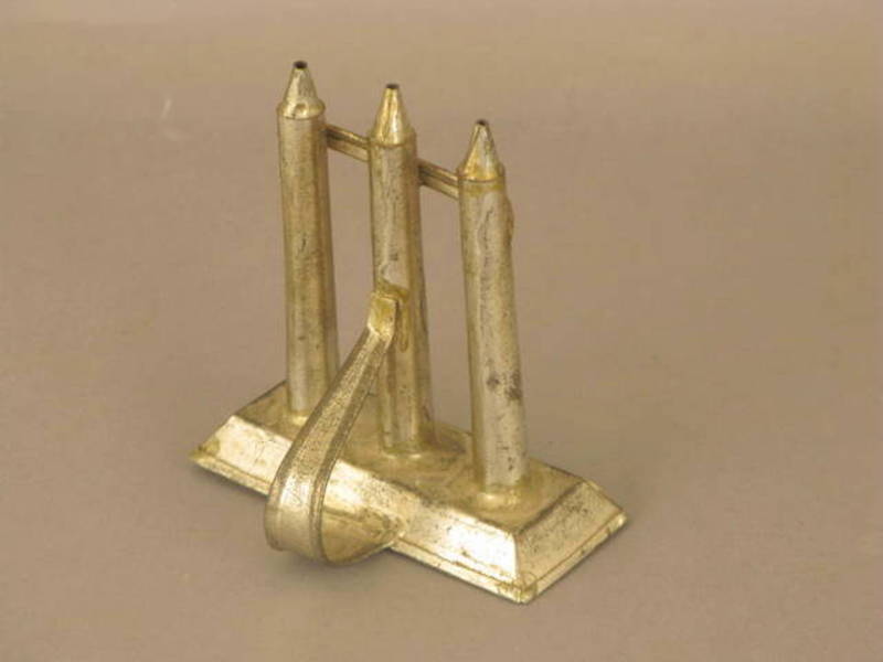 19thc. Rare Miniature Candlemold