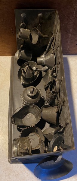 19thc. Tin ware Shaker Salesman Sample Set