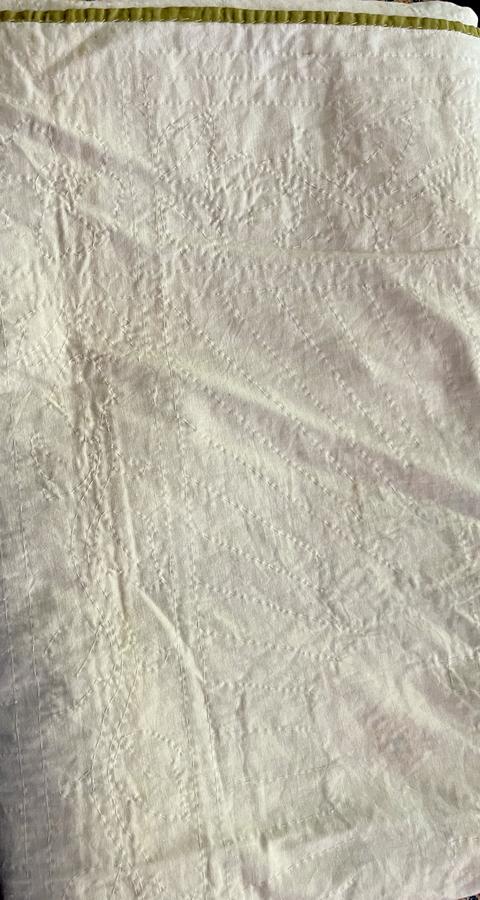 Quilt Blue/White Basket