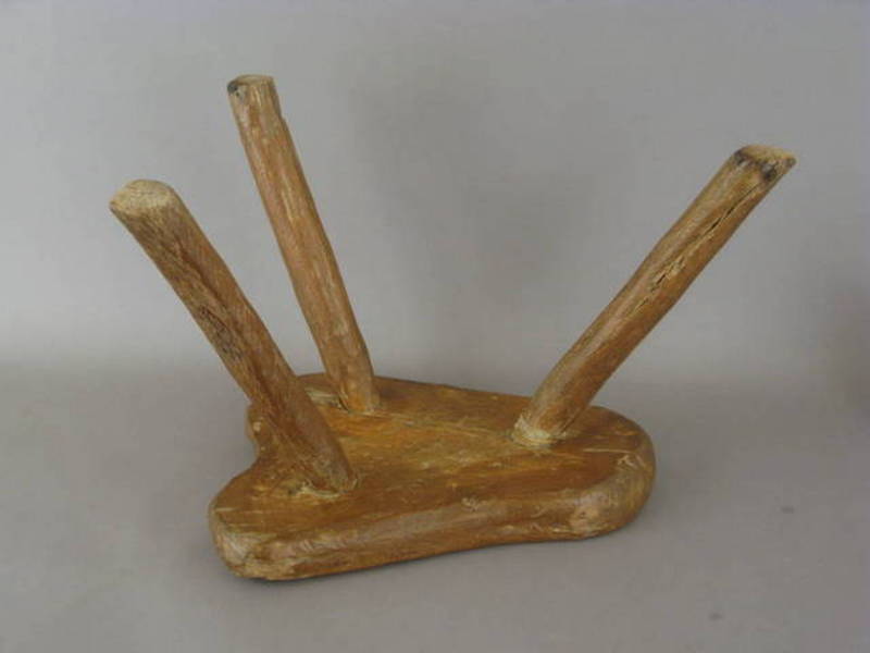PA Heart Seat Milk Stool