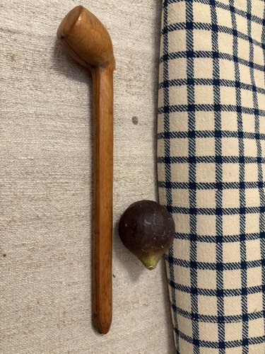 RARE 18TH C WOODEN PIPE HOLDER CASE