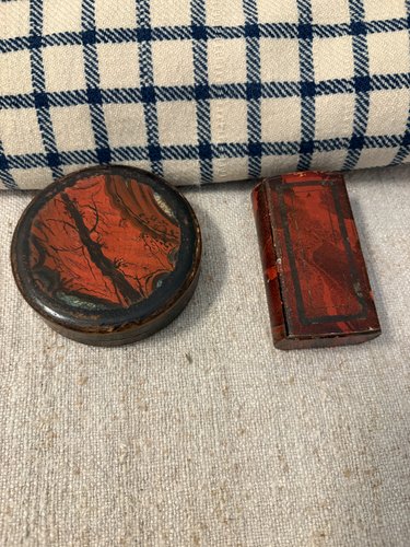 C 1820-40 CIRCULAR LIDDED BOX & TIN RECTANGLE BOX