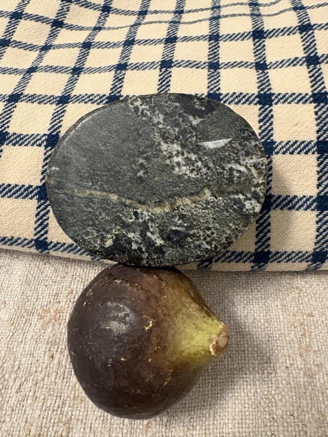 C 1800 SOAPSTONE SOAP DISH