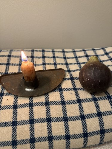 19TH C SHAKER WINDOW-SILL CANDLE HOLDER
