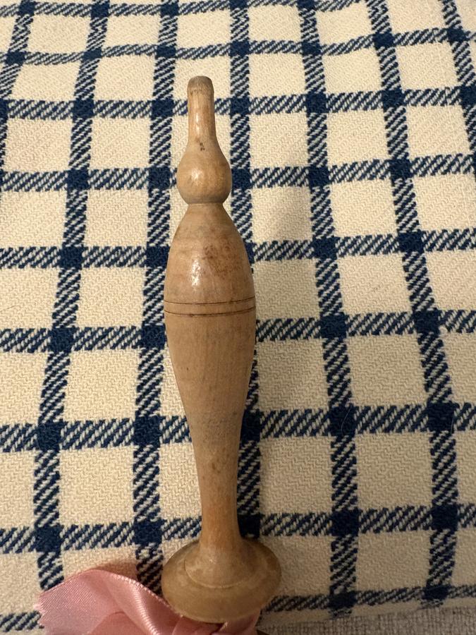 19TH C SHAKER BRUSH IN MUSTARD PAINT