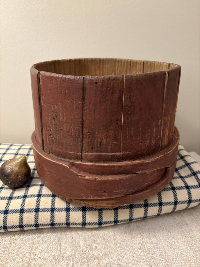 19th C PIGGIN/BUCKET