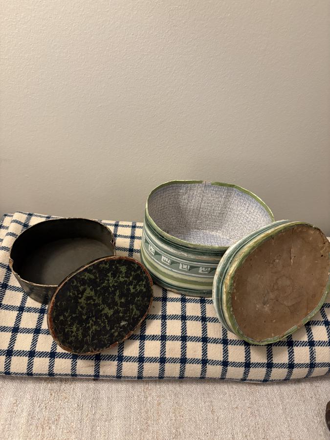 19TH C PAIR OVAL WALLPAPER BOXES