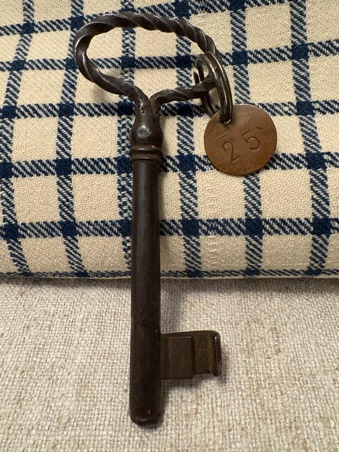 *18TH C LARGE WROUGHT IRON KEY