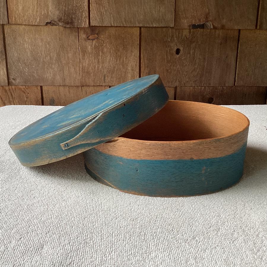 Large 1800’s Thick Walled Oval Pantry Box 9 1/2”