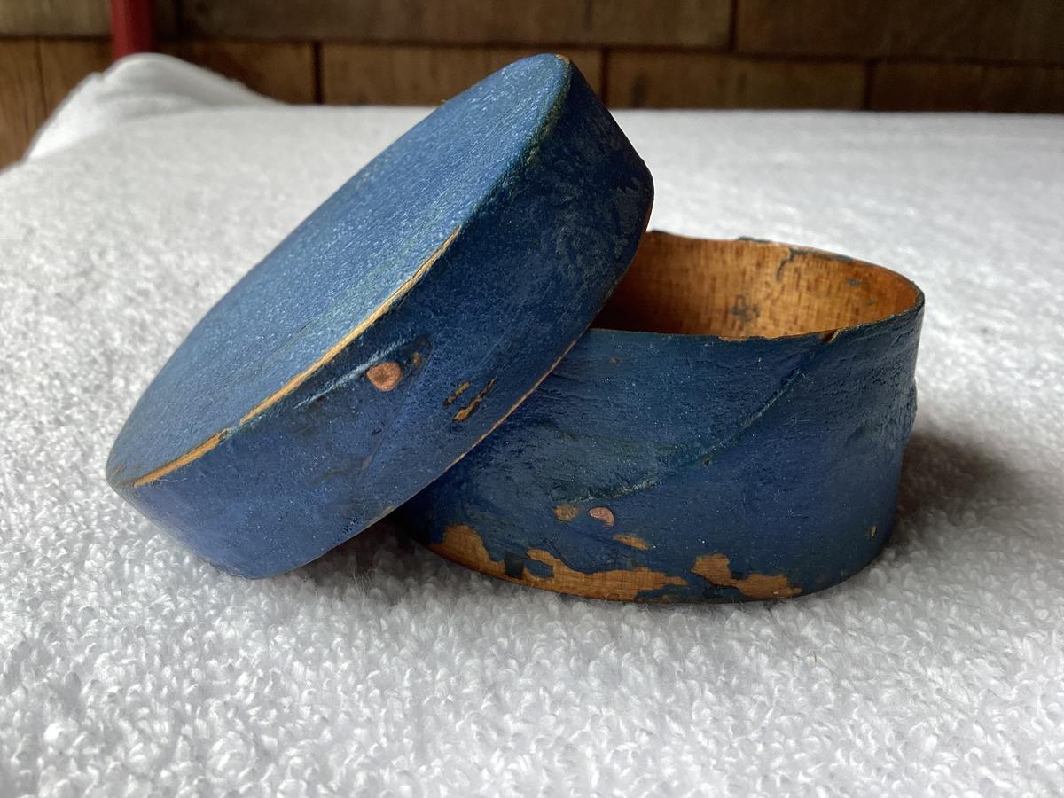 Miniature Opposing Lap Pantry Box Blue 2 3/4”