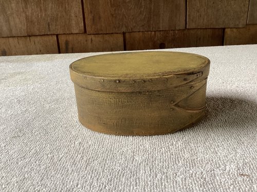 1800’s Oval Shaker Fingered Pantry Box 5 1/4”