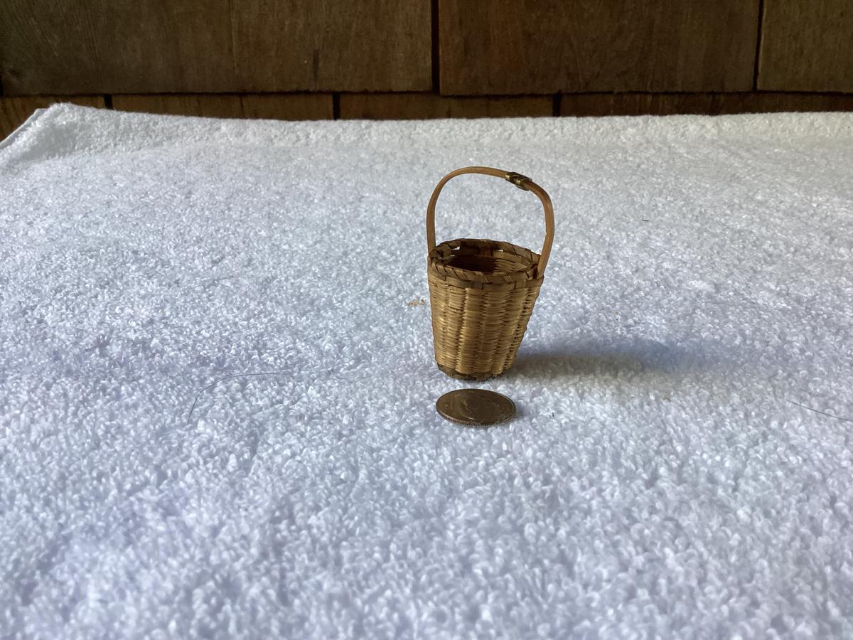 Early Miniature Basket 1 1/8”