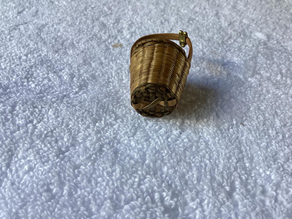Early Miniature Basket 1 1/8”