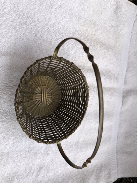 Metal Xmas basket