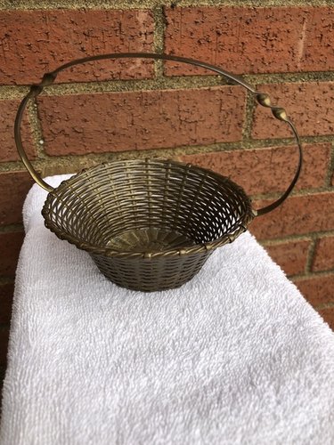 Metal Xmas basket