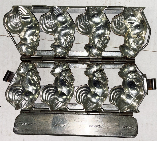 Anton Reiche Four Chickens Chocolate Mold