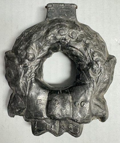 Christmas Wreath Ice Cream Mold