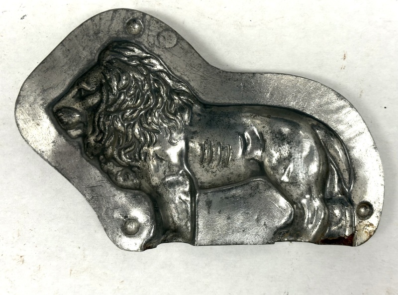 Lion Chocolate Mold - 4 1/2”