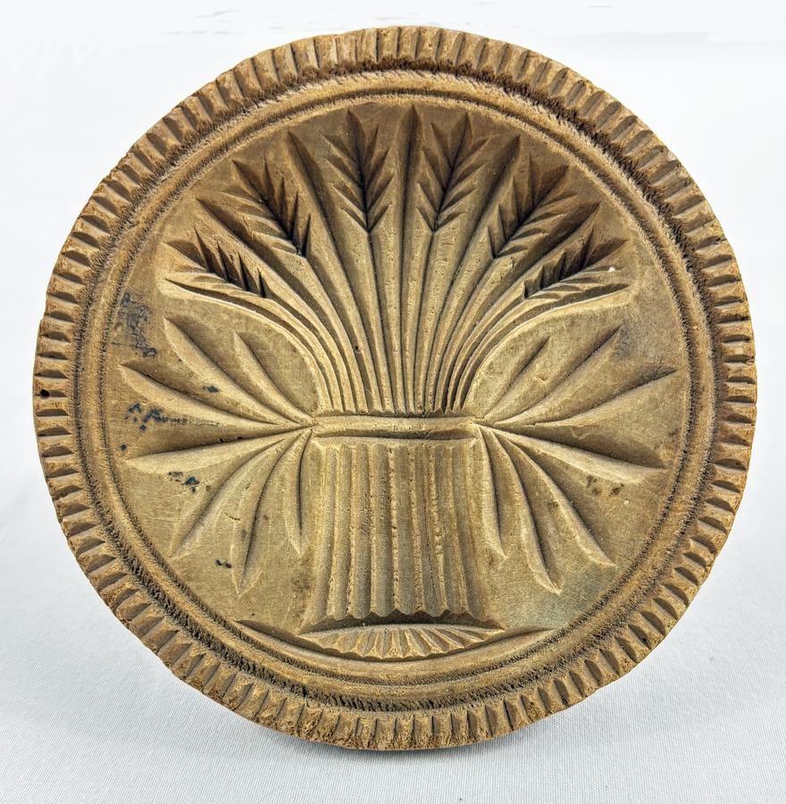 4 1/2" Deeply Carved Butter Print