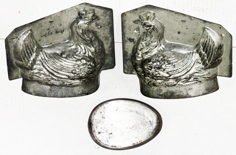 Sommet 6” Hen On A Nest Chocolate Mold