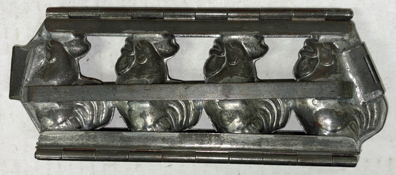 Anton Reiche Four Chickens Chocolate Mold