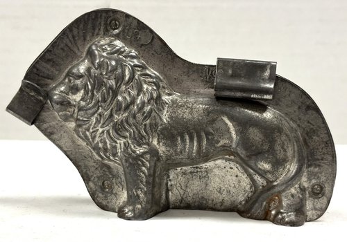 Lion Chocolate Mold - 4 1/2”