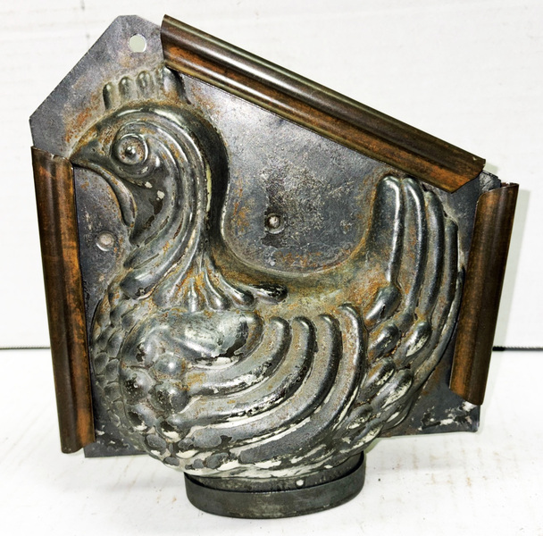 Rare 8” Hen On A Nest Chocolate Mold