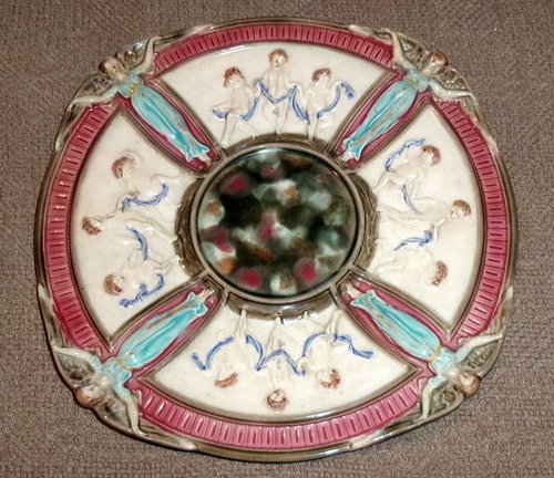 Rare Wedgewood Majolica "Alexandra Centra" Plate