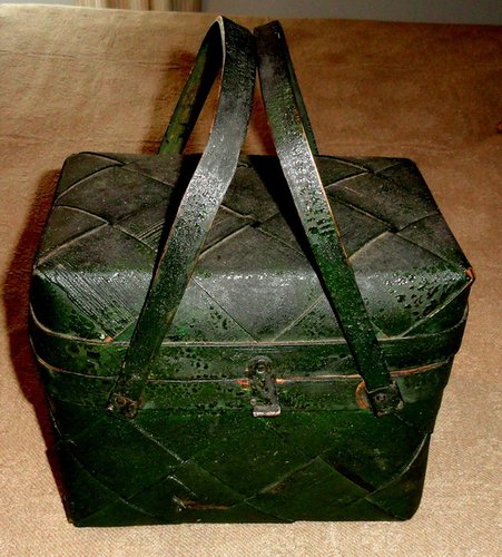 Double Swing Handle Basket in Windsor Green
