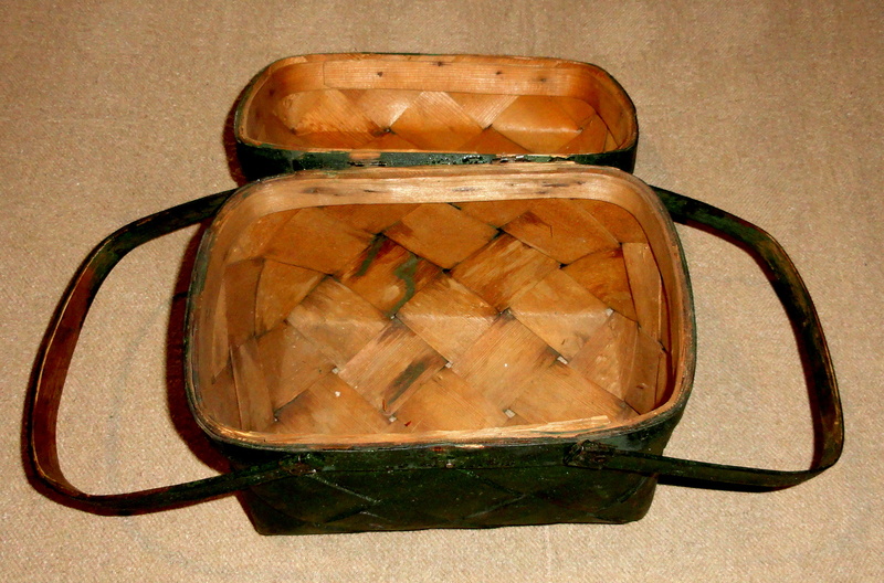 Double Swing Handle Basket in Windsor Green