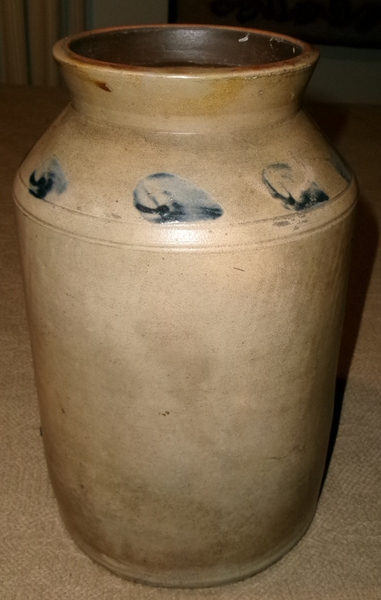 19th C. Blue Decorated Stoneware Snuff Crock