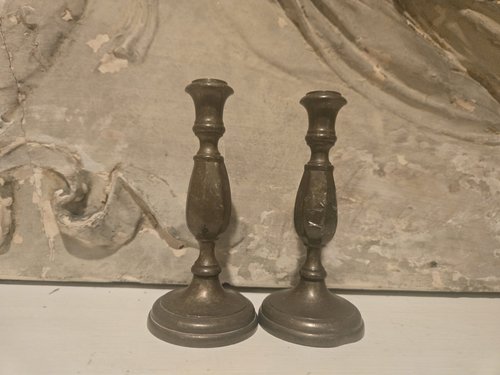 PAIR OF HEAVY BRASS SMALL CANDLE STICKS