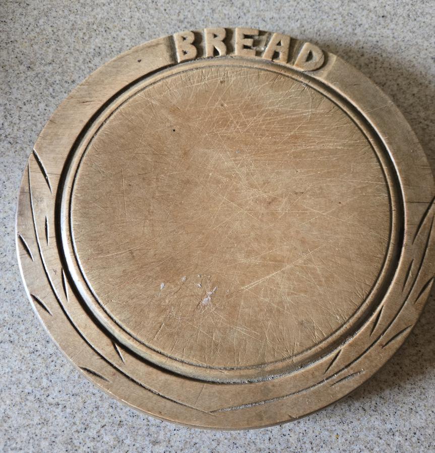EARLY WOOD BREAD BOARD