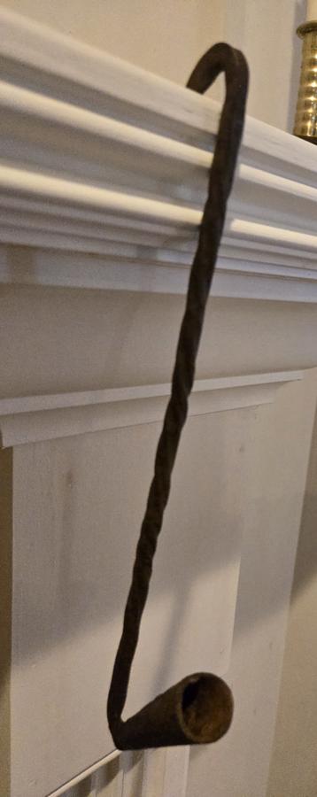 WROUGHT HANGING IRON LOOM LIGHT