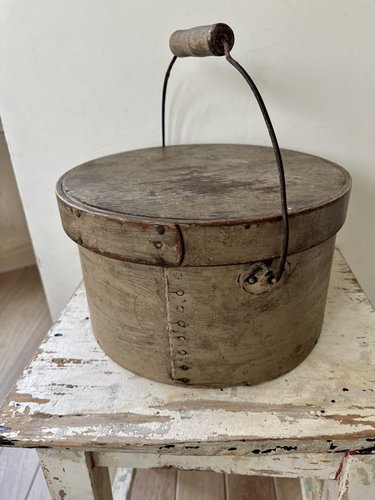 Early Putty Bale Handle Pantry Box w/ Lid