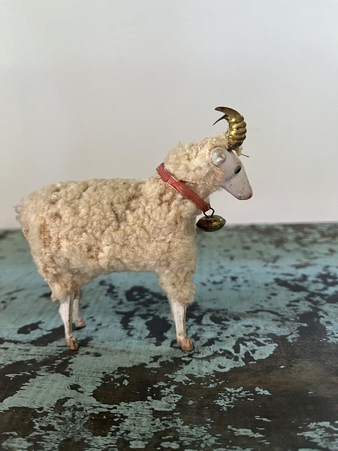 Pair of German Sheep
