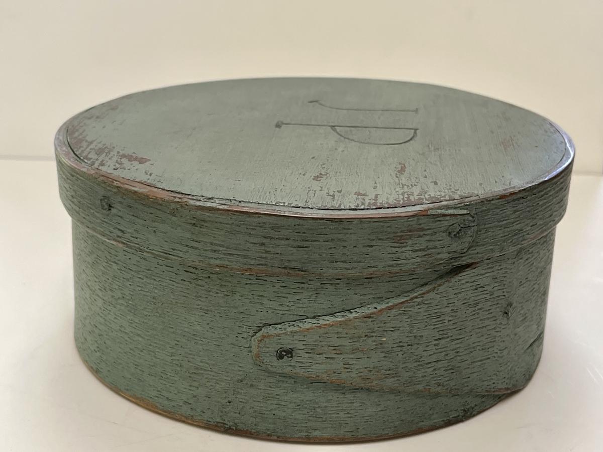 2 Fingers Round Pantry Box