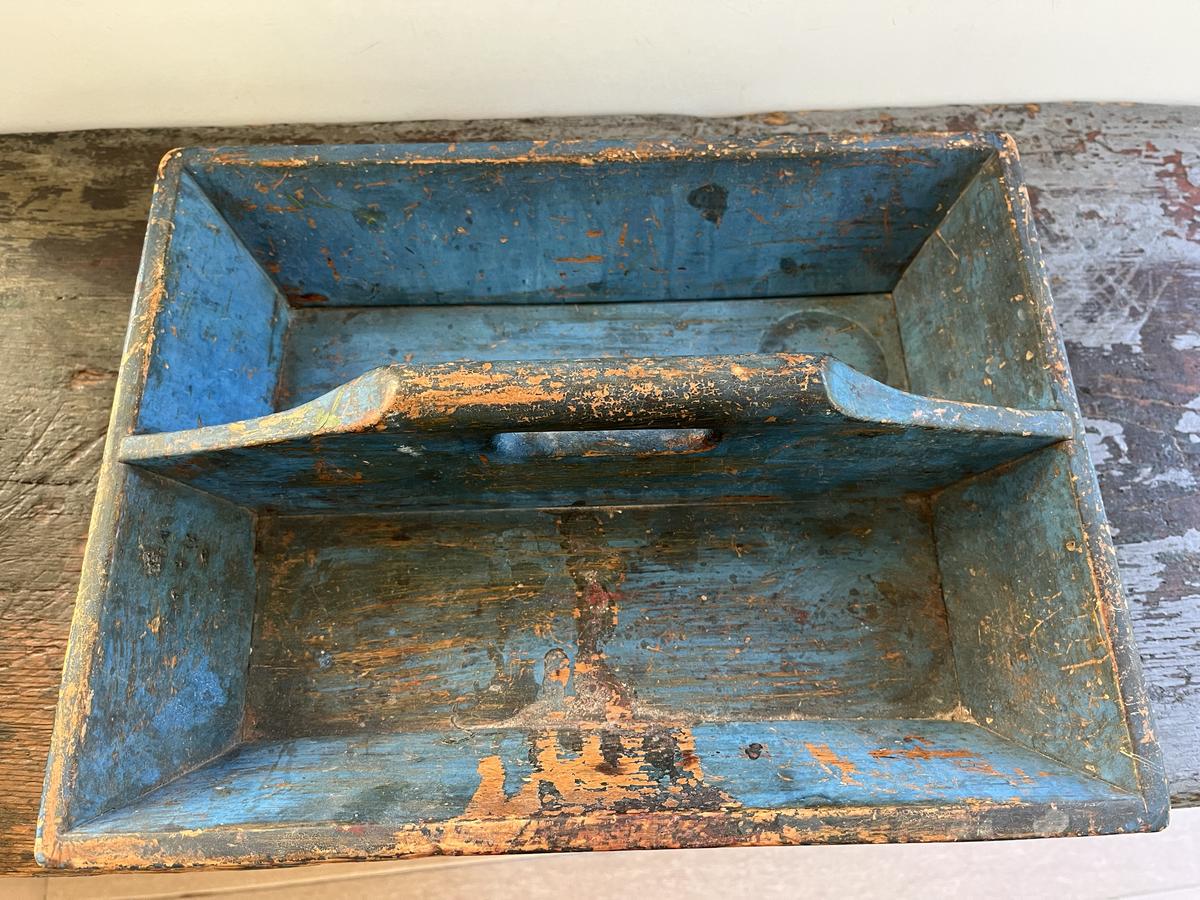 Mid 19th c. Original Blue Knife Box