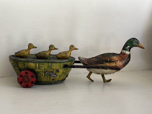 Paak Paak Quack Quack Tin Wind-up Toy