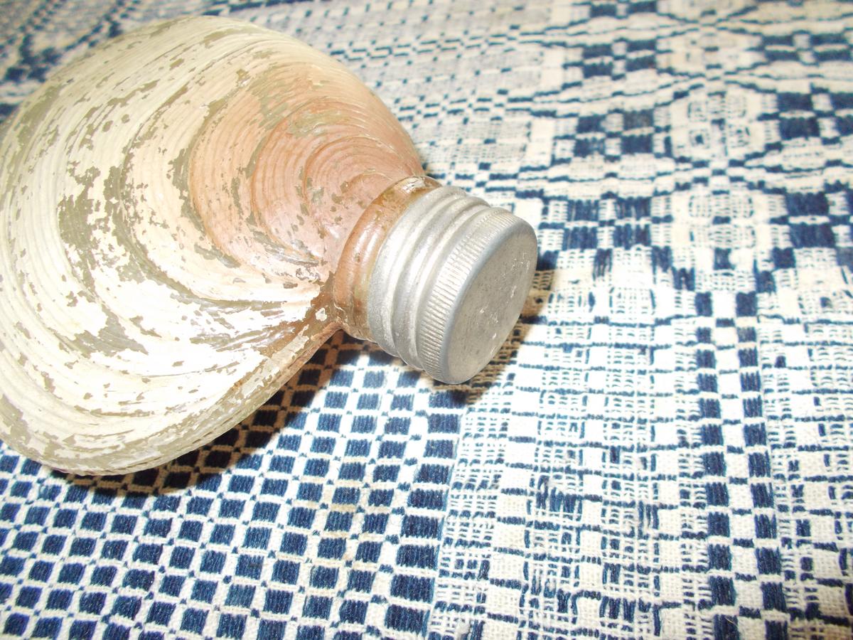 RARE SHELL-SHAPED GLASS FLASK