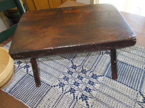 EARLY WOODEN FOOTSTOOL