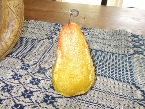 VELVET PEAR