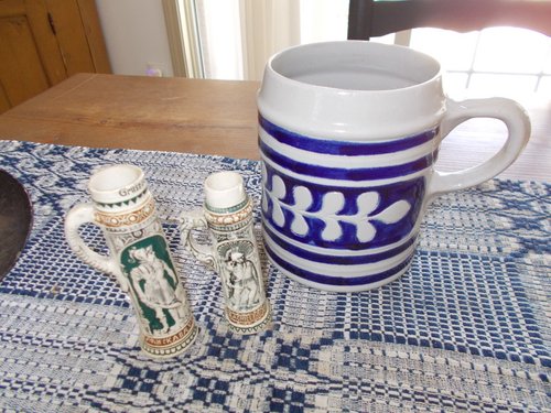 THREE GERMAN POTTERY PIECES